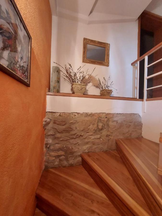 Villa Vicina Heritage Villa For 9,Milna - Close To Restaurants And Shops Exterior foto